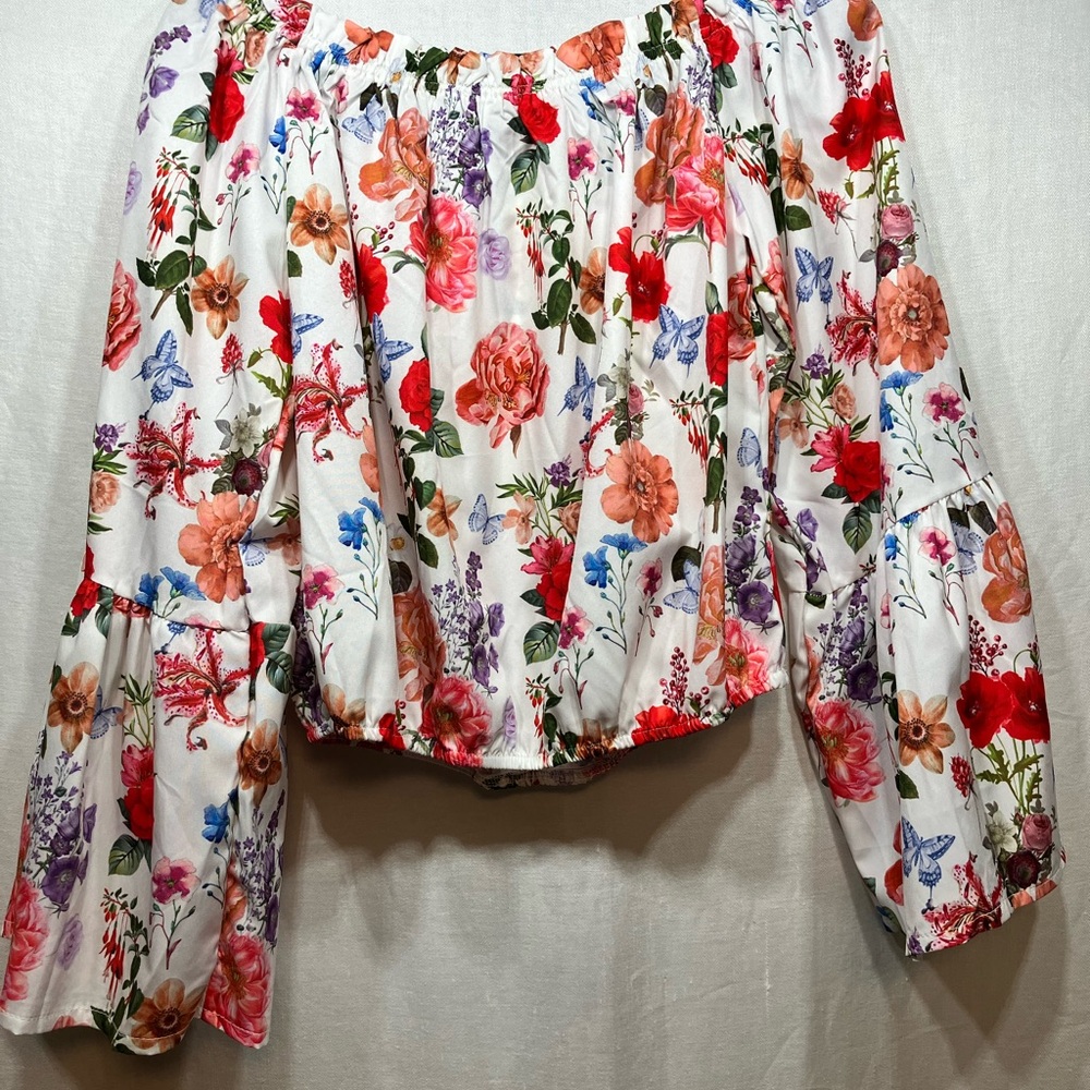 NWT Floral Off-Shoulder Women's Top